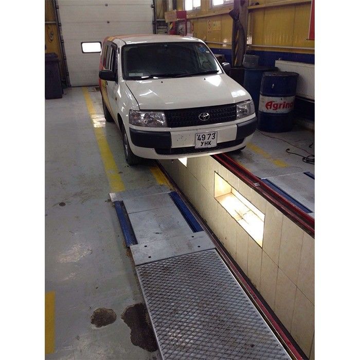 BMW Eropa Pemasangan Mobil 4T Otomotif Uji Garis Pelat Datar Simulasi Jalan Datar Super Uji Rem Datar