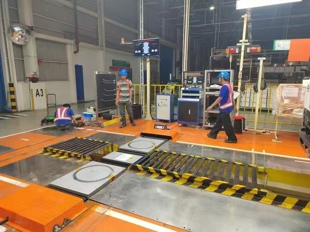 CTZJ-10 Truk Kendaraan Steering Angle Tester beban 10T dengan instrumen kontrol LCD dengan layar sentuh