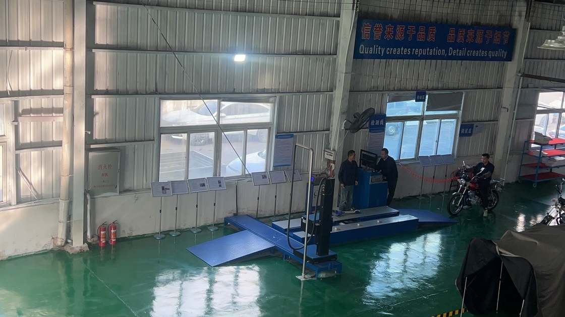 Bangku pengujian terpusat sepeda motor roda 2 Cartesykj, jalur pengujian sepeda motor, peralatan inspeksi kendaraan, kapasitas 750KG