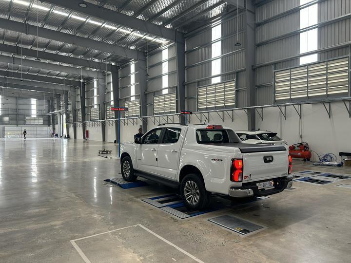 Merek Cartesy CTGT-3-3C Roller Trinity Vehicle Test Line Roller Brake Tester dengan Beban Gandar Pelat Tunggal Sisi Slip Tester untuk Kendaraan Ringan