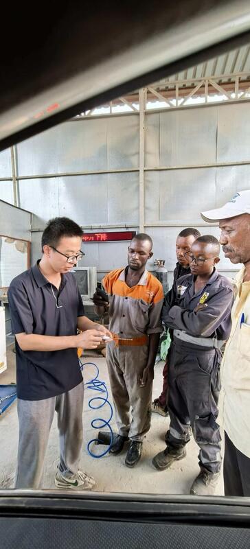 Cartesy merek Kenya kasus 5-in-1 Roller Brake Tester dengan 4000kg Axle Load side slip speedometer suspensi tester